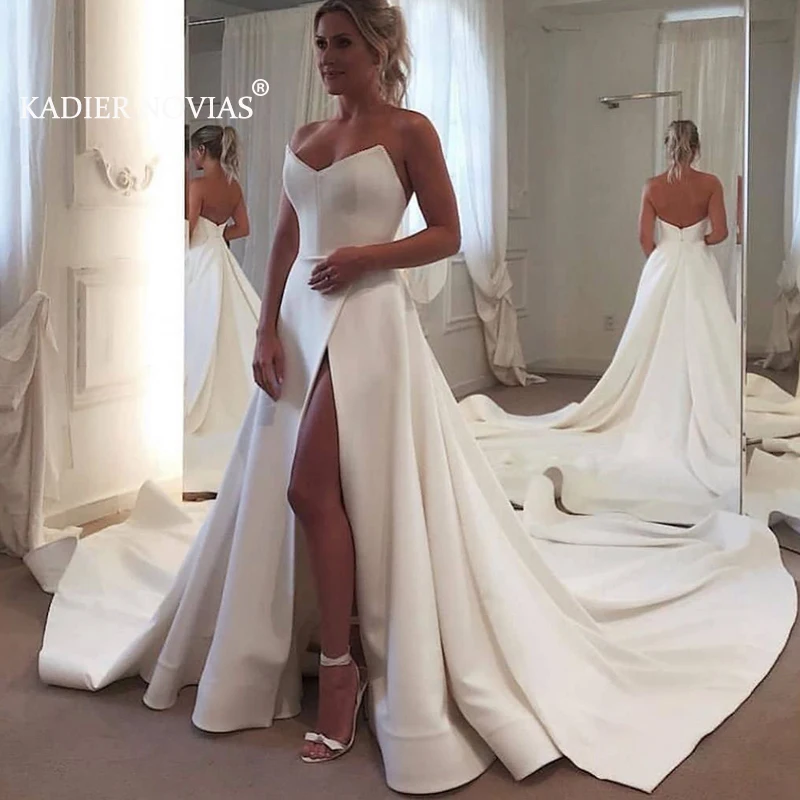 Long Simple Satin A Line Wedding Dress 2020 with Slit Vestido De Noiva Bride Dresses Wedding Gowns 2020
Long Simple Satin A Line Wedding Dress 2020 with Slit Vestido De Noiva Bride Dresses Wedding Gowns 2020
