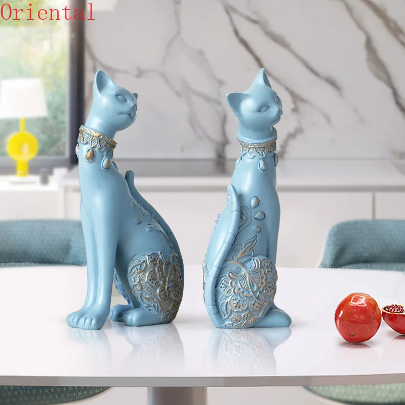 Figurine Decorative Resin Cat statue for home decorations European Creative wedding gift animal Figurine home decor sculpture 
Figurine Decorative Resin Cat statue for home decorations European Creative wedding gift animal Figurine home decor sculpture
