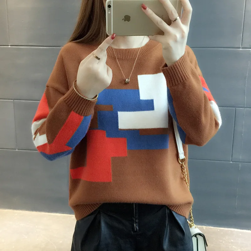 2020 autumn and winter new Korean version of the sweater sweater personality hit color short round neck collar
2020 autumn and winter new Korean version of the sweater sweater personality hit color short round neck collar