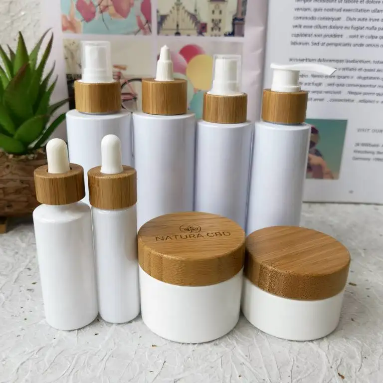 Матовый прозрачный пластиковый флакон для домашних животных с бамбуковой деревянной крышкой, бутылочка для ухода за кожей, баночка для крема, флаконы для духов
Матовый прозрачный пластиковый флакон для домашних животных с бамбуковой деревянной крышкой, бутылочка для ухода за кожей, баночка для крема, флаконы для духов