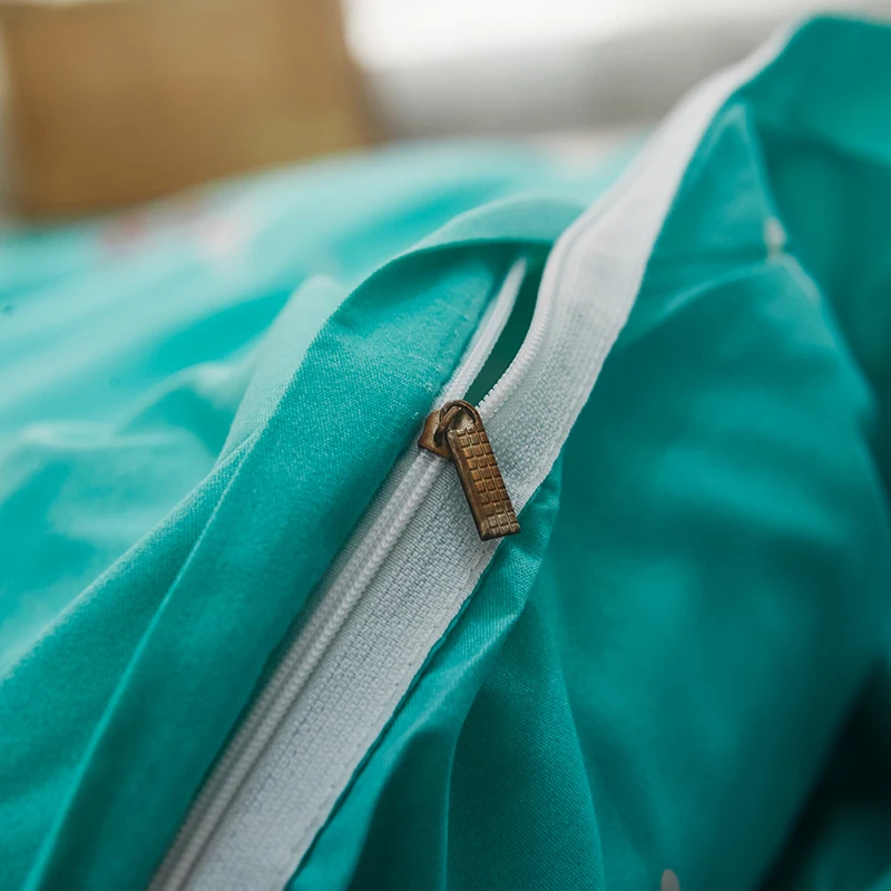 Bedding Set 4 In 1,Smooth&Soft HighQuality,Microfiber 1 Duvet Cover,2 Pillow Shams and 1 Bed Sheet,Queen,King,Twin,Full Size
Bedding Set 4 In 1,Smooth&Soft HighQuality,Microfiber 1 Duvet Cover,2 Pillow Shams and 1 Bed Sheet,Queen,King,Twin,Full Size