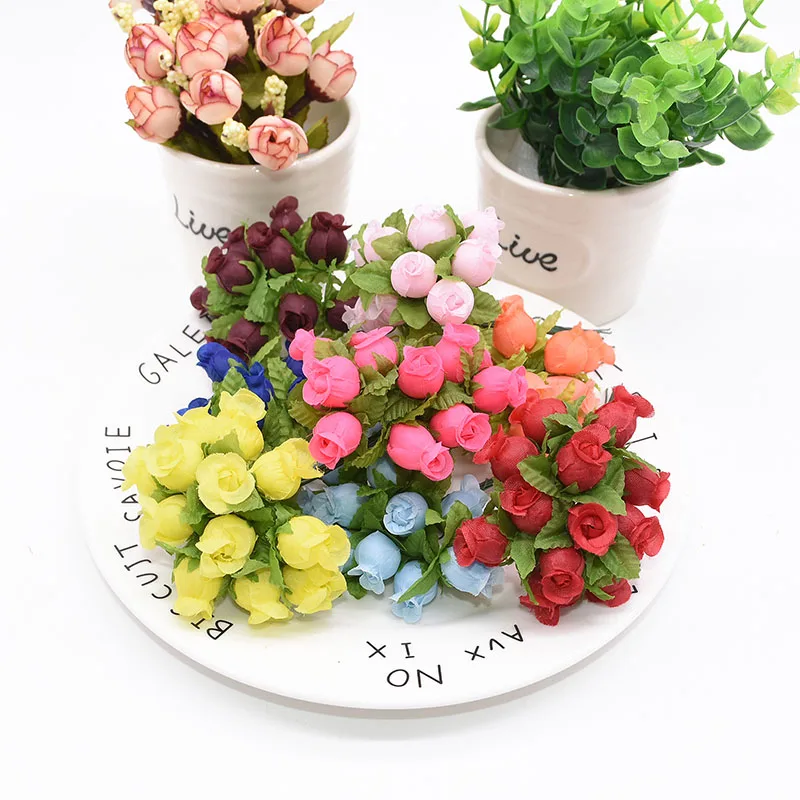 72pcs/bag 1cm Mini Artificial Silk Rose Fake Flowers Bouquet for Wedding Party Home Decor DIY Wreath Scrapbooking Craft Supplies 
72pcs/bag 1cm Mini Artificial Silk Rose Fake Flowers Bouquet for Wedding Party Home Decor DIY Wreath Scrapbooking Craft Supplies