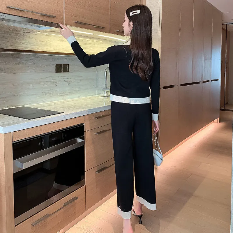 New Fashion Two-Piece Set Women Pant Suits Loose Sweater Tracksuit Vacation Outfits V Neck Knit Cardigan And Wide-Legged Trouser
New Fashion Two-Piece Set Women Pant Suits Loose Sweater Tracksuit Vacation Outfits V Neck Knit Cardigan And Wide-Legged Trouser