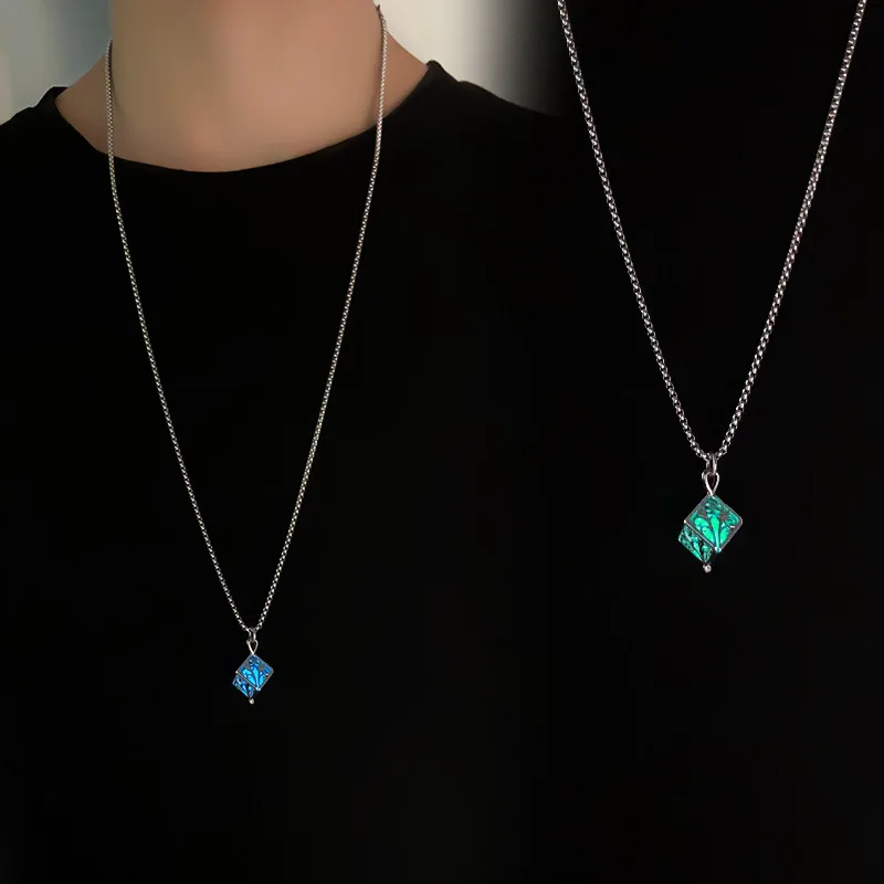 2021 Fashion Trend Tree Pendant Titanium Steel Necklace Luminous Ins Wind Simple Hollow Titanium Steel Pendant Luminous Necklace
2021 Fashion Trend Tree Pendant Titanium Steel Necklace Luminous Ins Wind Simple Hollow Titanium Steel Pendant Luminous Necklace