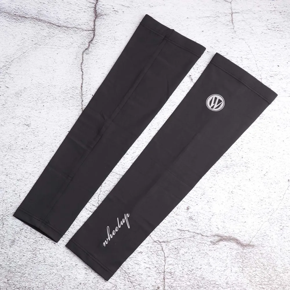 1 Pair Outdoor Sports Sun Protection Ice Silk Sleeve Riding Breathable Uv-proof Hand and Arm Sleeve (White) 
1 Pair Outdoor Sports Sun Protection Ice Silk Sleeve Riding Breathable Uv-proof Hand and Arm Sleeve (White)