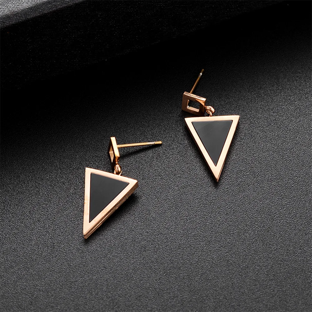 Fashion Triangle Drop Earrings for Women Statement Earrings Stainless Steel Jewelry
Fashion Triangle Drop Earrings for Women Statement Earrings Stainless Steel Jewelry