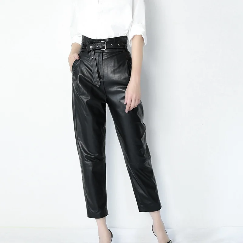 Женские кожаные брюки-карандаш с высокой посадкой, весна 2021
Женские кожаные брюки-карандаш с высокой посадкой, весна 2021