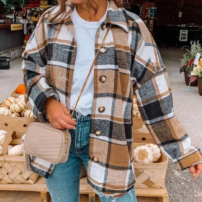 Plaid Printed Wool Warm Blouse Women's Long-sleeved Single-breasted Pocket Coat Casual Jacket Autumn and Winter New Streetwear
Plaid Printed Wool Warm Blouse Women's Long-sleeved Single-breasted Pocket Coat Casual Jacket Autumn and Winter New Streetwear