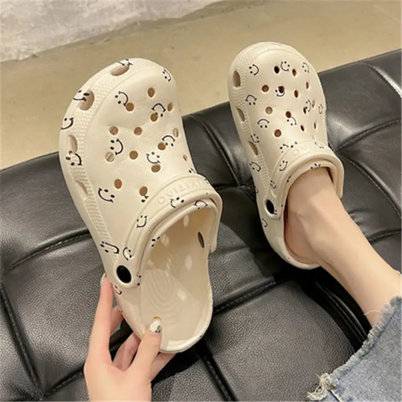 2021 Summer Women's Quick Dry Casual Home Slippers Female Garden Shoes Cheap Beach Sandals Mules Anti Skid Bathroom Slipper
2021 Summer Women's Quick Dry Casual Home Slippers Female Garden Shoes Cheap Beach Sandals Mules Anti Skid Bathroom Slipper