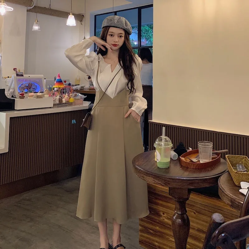 Korean Sweet Vintage 2-Piece Set Dress Female For 2021Autumn French Set Fashion Sling Elegant Evening Party Dress Women Clothing
Korean Sweet Vintage 2-Piece Set Dress Female For 2021Autumn French Set Fashion Sling Elegant Evening Party Dress Women Clothing