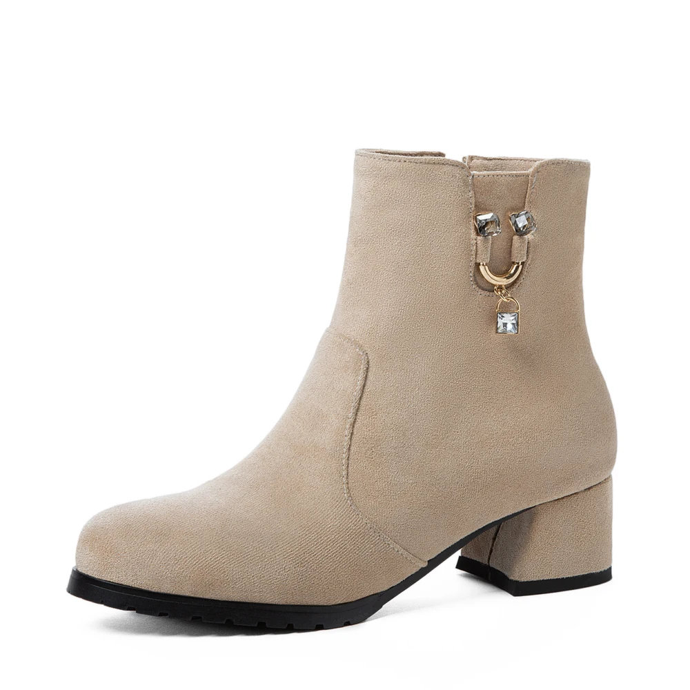 Женские ботильоны с круглым носком, черные, персиковые ботинки мартинсы на квадратном каблуке, на молнии, M149, для осени, 2021
Женские ботильоны с круглым носком, черные, персиковые ботинки мартинсы на квадратном каблуке, на молнии, M149, для осени, 2021