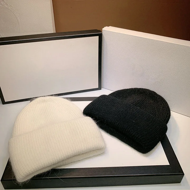 new rabbit hair knitted hat woman net red letter standard wool hat versatile warm hat autumn and winter ear protection hat
new rabbit hair knitted hat woman net red letter standard wool hat versatile warm hat autumn and winter ear protection hat