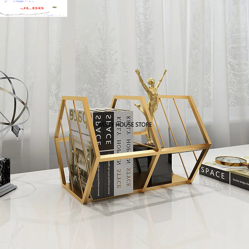 Железная книжная полка в скандинавском стиле, настольная полка для хранения, офисные принадлежности, коробка для отделки, шестиугольная по...
Железная книжная полка в скандинавском стиле, настольная полка для хранения, офисные принадлежности, коробка для отделки, шестиугольная по...