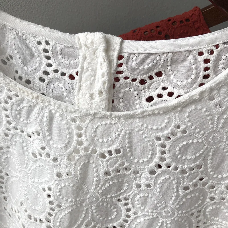 2020 Women White Blouses O-Neck Flower Crochet Puff Sleeve Women Cotton Blouses Boho Women Shirt
2020 Women White Blouses O-Neck Flower Crochet Puff Sleeve Women Cotton Blouses Boho Women Shirt