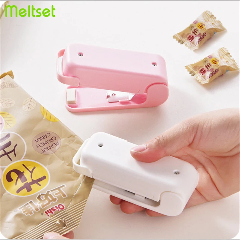 Mini Portable Sealing Machine Snack Sealer Food Packaging Heating Meachine Vacuum Sealer for Biscuit Dessert Bag Sealing Machine
Mini Portable Sealing Machine Snack Sealer Food Packaging Heating Meachine Vacuum Sealer for Biscuit Dessert Bag Sealing Machine
