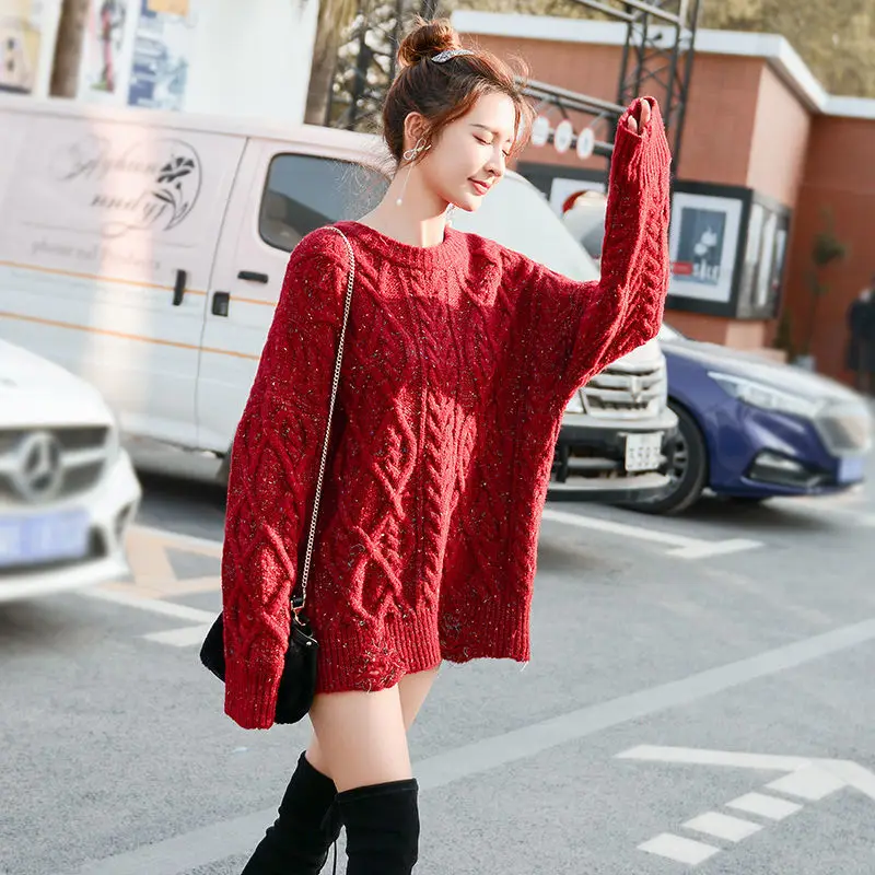 Women 2021 Autumn Fashion Holes Twist Sweater Tops Female Loose Thick Knitted Tops Ladies O-neck Warm Pullover Sweaters Y376
Women 2021 Autumn Fashion Holes Twist Sweater Tops Female Loose Thick Knitted Tops Ladies O-neck Warm Pullover Sweaters Y376