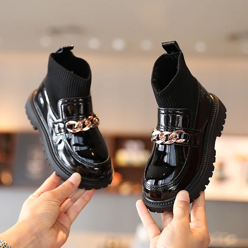 Girls Leather Boots Rhinestone Flying Woven Stitching Princess Boots Kids Leather Soft Sole Boots New Shoes Chic Casual Sweet
Girls Leather Boots Rhinestone Flying Woven Stitching Princess Boots Kids Leather Soft Sole Boots New Shoes Chic Casual Sweet