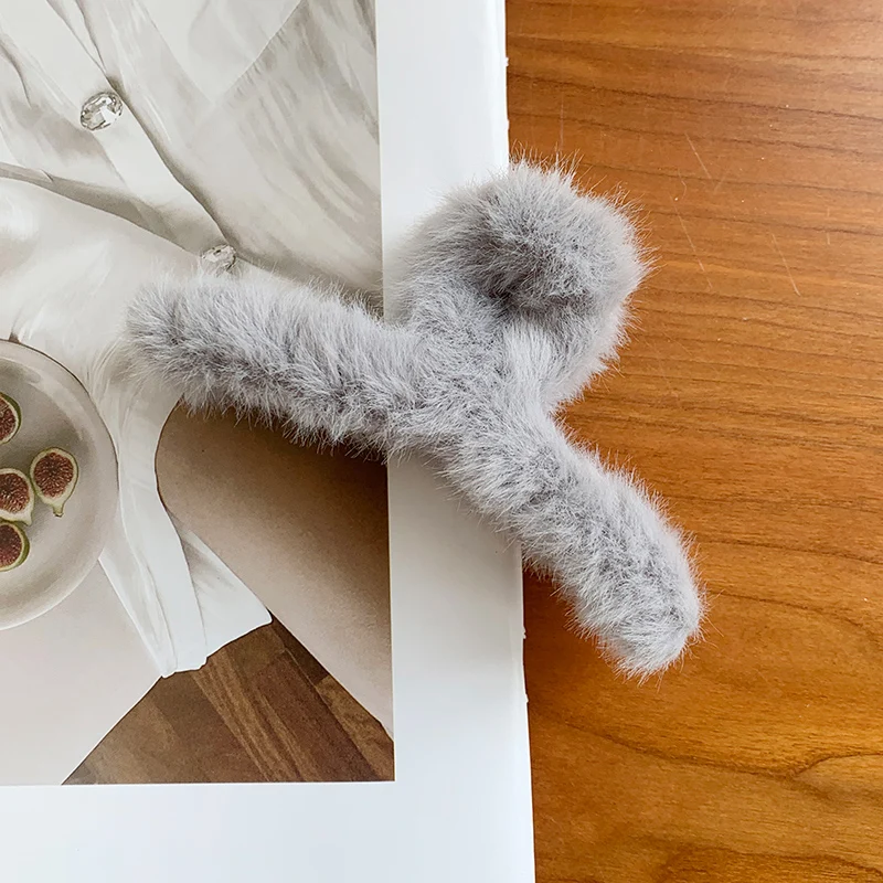Hairy Hair Clips Head Plush Grip Large Hair Claw Headband Hair Clip Headdress Korean Internet Celebrity Shark Clip
Hairy Hair Clips Head Plush Grip Large Hair Claw Headband Hair Clip Headdress Korean Internet Celebrity Shark Clip