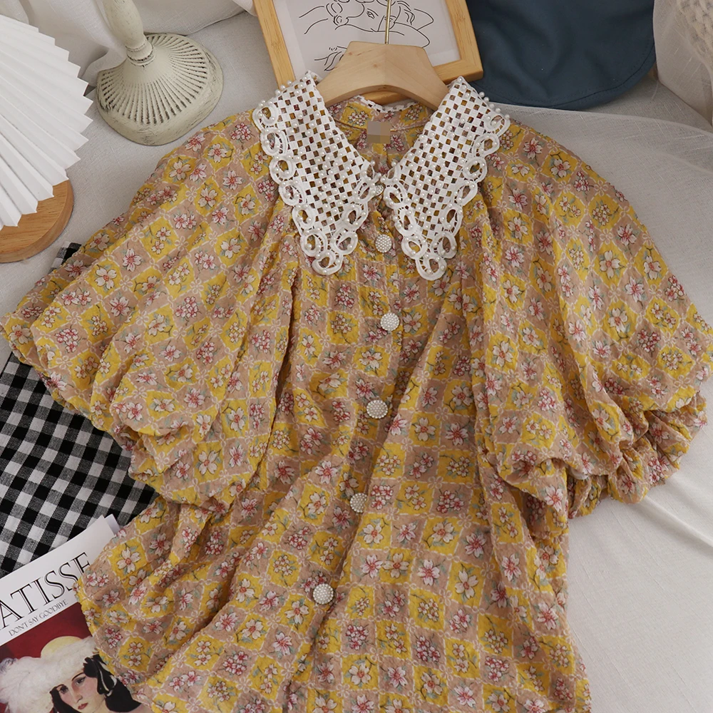 Sweet Fashion Summer Clothing Women Hollow Lapel Short Puff Sleeve Shirt Lady Floral Single-Breasted Chiffon Shirt Top
Sweet Fashion Summer Clothing Women Hollow Lapel Short Puff Sleeve Shirt Lady Floral Single-Breasted Chiffon Shirt Top