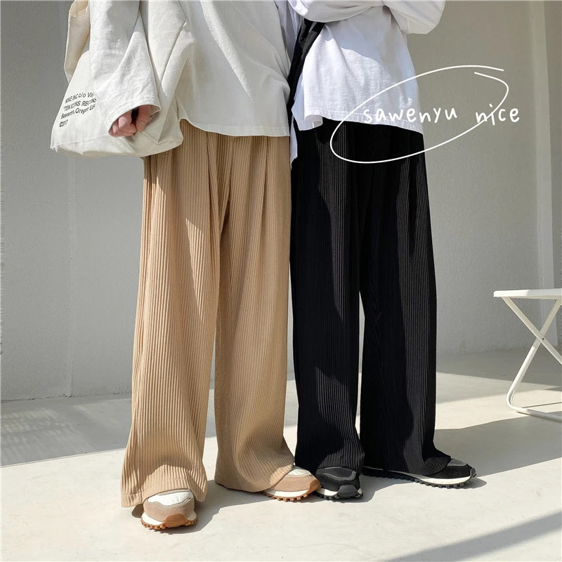 Spring Summer Pleated Pants Men's Fashion Casual Wide-leg Pants Men Streetwear Loose Straight Ice Silk Pants Mens Trousers M-2XL
Spring Summer Pleated Pants Men's Fashion Casual Wide-leg Pants Men Streetwear Loose Straight Ice Silk Pants Mens Trousers M-2XL