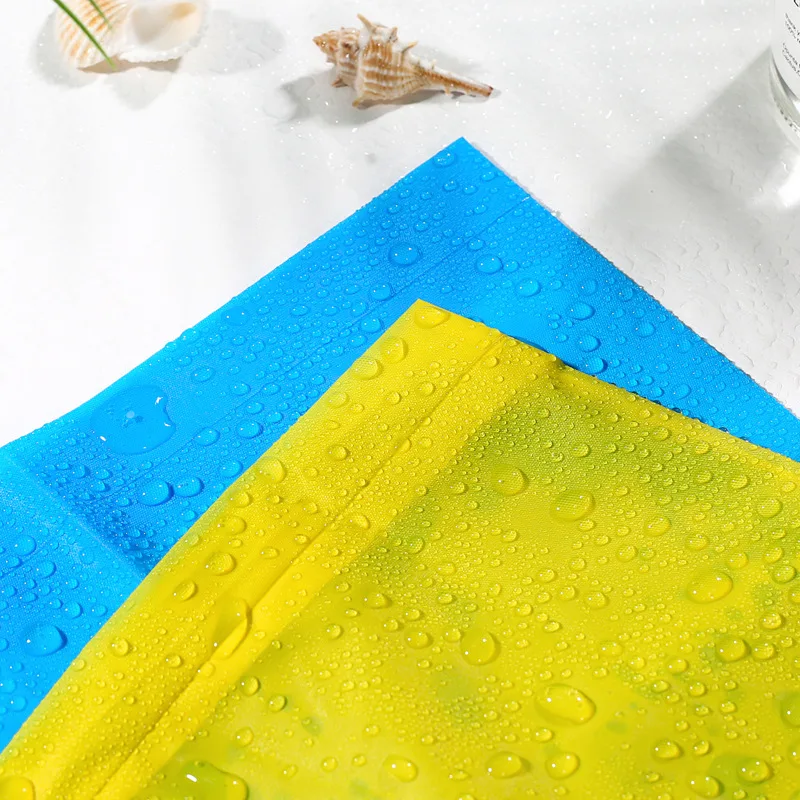 Raincoat Women Men Ladies Rain Coat Clothes Breathable Ladies Long Raincoats Portable Water-Repellent Rain Coat 
Raincoat Women Men Ladies Rain Coat Clothes Breathable Ladies Long Raincoats Portable Water-Repellent Rain Coat