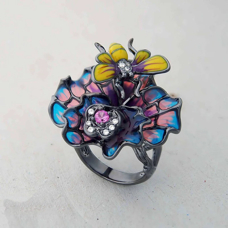 Vintage Exquisite Yellow Bee Enamel Rings Flower Black Gold Vine Butterfly Animal Ring Engagement Wedding Jewelry
Vintage Exquisite Yellow Bee Enamel Rings Flower Black Gold Vine Butterfly Animal Ring Engagement Wedding Jewelry