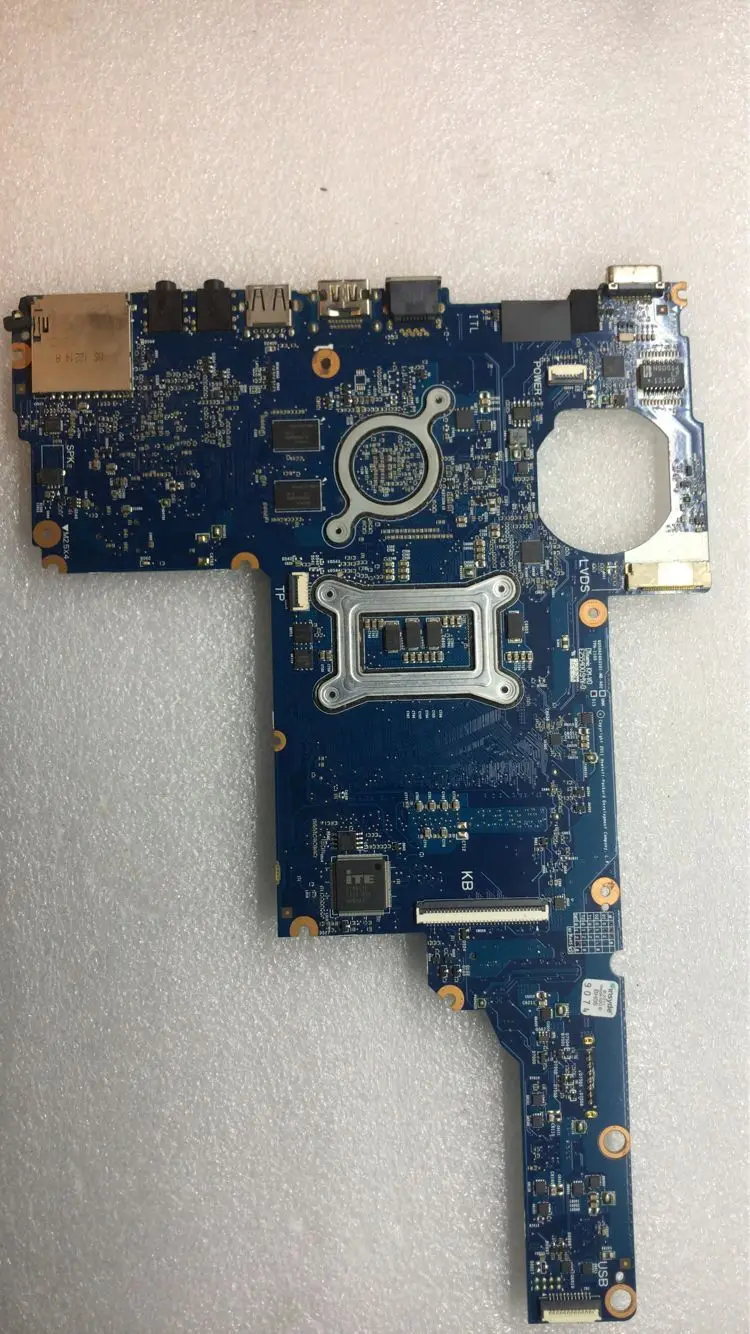 KEFU For Hp 2000 HP 1000 CQ45 685108-001 6050A2493101-MB-A02 Notebook Motherboard PGA989 HM75 PGA989 DDR3 100% Test Work
KEFU For Hp 2000 HP 1000 CQ45 685108-001 6050A2493101-MB-A02 Notebook Motherboard PGA989 HM75 PGA989 DDR3 100% Test Work