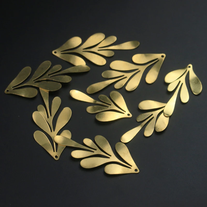 Original brass leaf charm flower leaf feather set charm pendant jewelry discovery DIY earrings necklace making supplies
Original brass leaf charm flower leaf feather set charm pendant jewelry discovery DIY earrings necklace making supplies