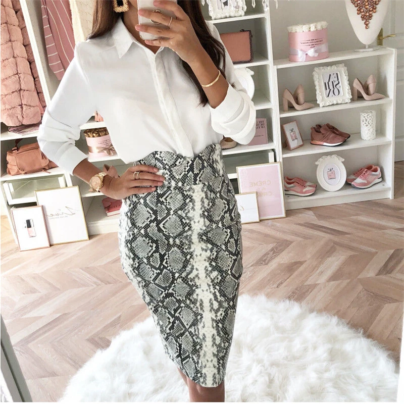 Women High Waist Skirts Vintage Snakeskin Skirt Sexy Women Bodycon Pencil Mini Skirt Casual Winter Evening Party Ladies Skirts
Women High Waist Skirts Vintage Snakeskin Skirt Sexy Women Bodycon Pencil Mini Skirt Casual Winter Evening Party Ladies Skirts
