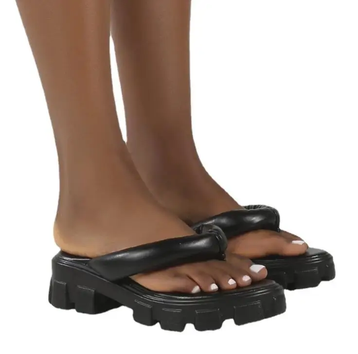 Шлепанцы женские с круглым носком, пляжные сандалии на платформе и среднем каблуке, универсальные, из губки, для улицы, большие размеры
Шлепанцы женские с круглым носком, пляжные сандалии на платформе и среднем каблуке, универсальные, из губки, для улицы, большие размеры