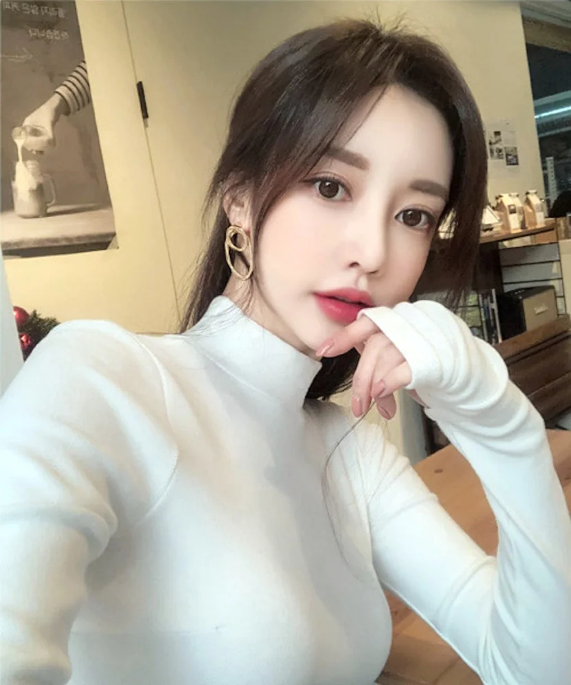 Korean Fashion Charm Bracelets For Women Four-leaf Clover Bracelet For WomenTemperament Ladies Bracelet Jewelry Gift
Korean Fashion Charm Bracelets For Women Four-leaf Clover Bracelet For WomenTemperament Ladies Bracelet Jewelry Gift