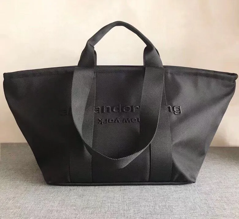 High Quality Ladies Fashion Classic Large Capacity Tote Bag Women Handbag Discoloration Leather Shopping Shoulder Bags
High Quality Ladies Fashion Classic Large Capacity Tote Bag Women Handbag Discoloration Leather Shopping Shoulder Bags