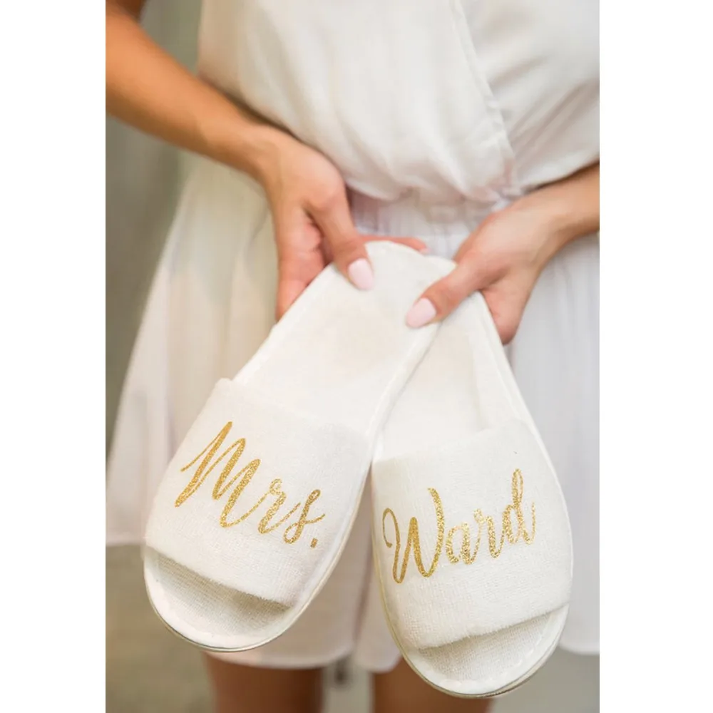 4 Pairs Personalized Open Toe Slippers, Wedding Slippers - Slippers with Names - Bridesmaid Slippers - Monogrammed Slippers
4 Pairs Personalized Open Toe Slippers, Wedding Slippers - Slippers with Names - Bridesmaid Slippers - Monogrammed Slippers
