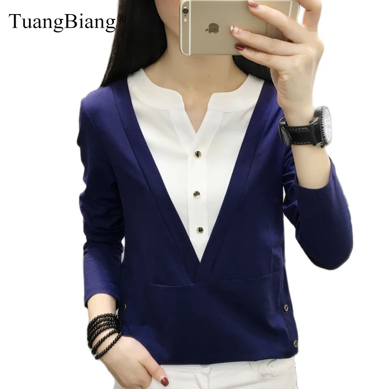 Patchwork Fake Two-Piece Cotton Woman Autumn T-Shirts 2022 Button V-Neck Long Sleeve Winter Tshirts Female 3D Stereo Casual Tops
Patchwork Fake Two-Piece Cotton Woman Autumn T-Shirts 2022 Button V-Neck Long Sleeve Winter Tshirts Female 3D Stereo Casual Tops