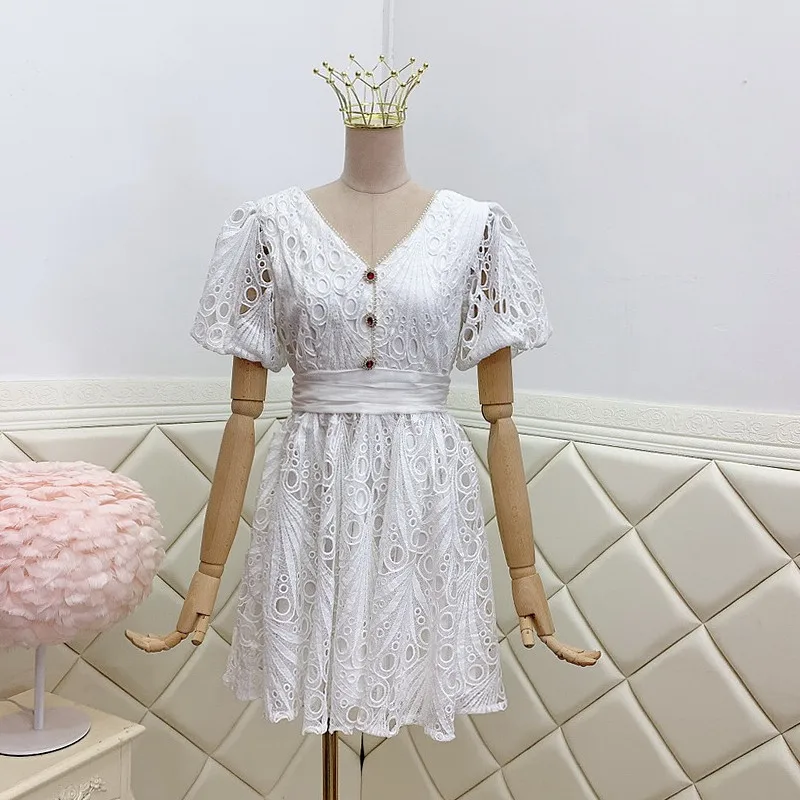 New Fashion Summer Women Party Dress Chic Beading V-Neck Bow Lace-Up Puff Short Sleeve Hollow Out Embroidery Dress Vestidos
New Fashion Summer Women Party Dress Chic Beading V-Neck Bow Lace-Up Puff Short Sleeve Hollow Out Embroidery Dress Vestidos