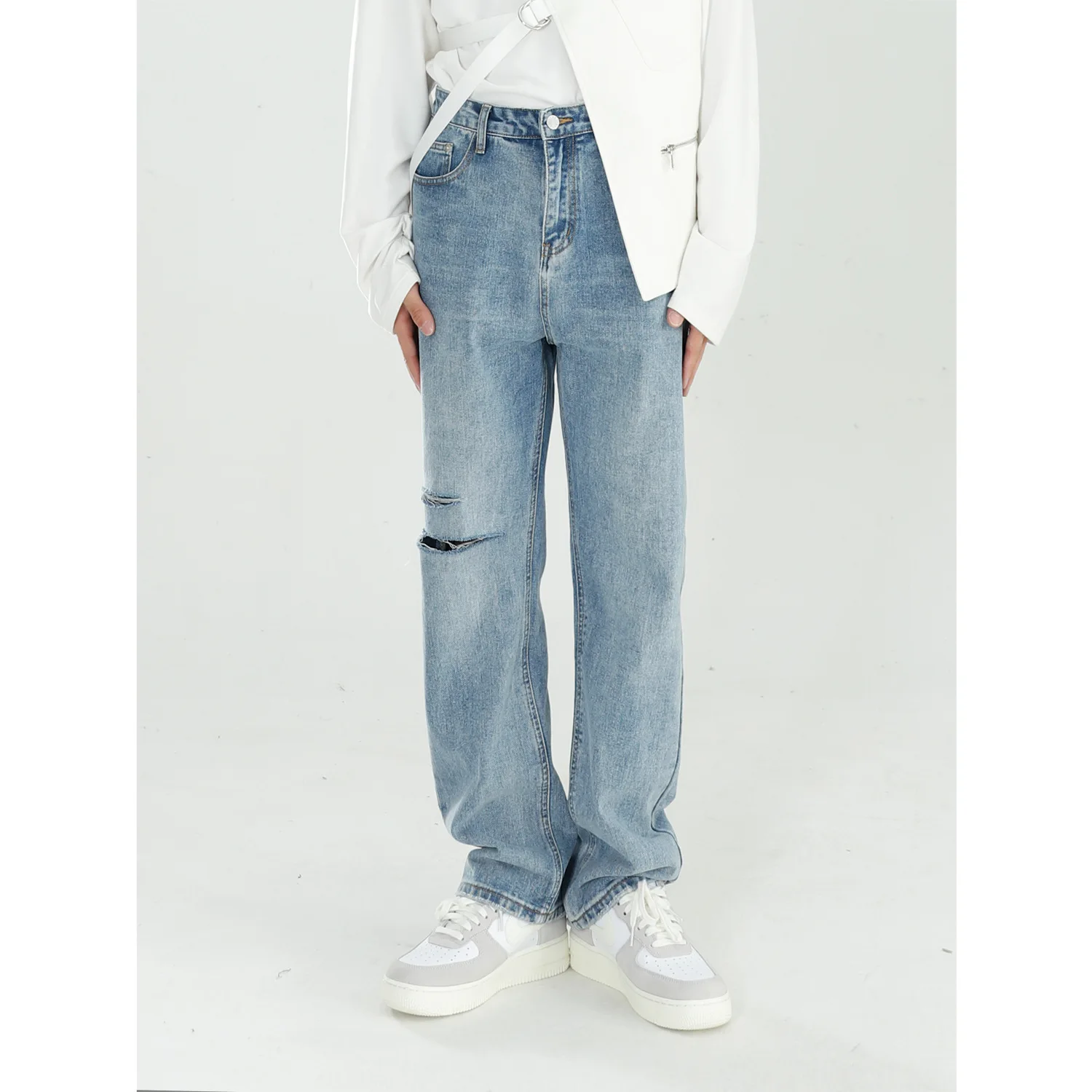 Men Broken Hole Straight Jeans Trousers Male Streetwear Vintage Fashion Hip Hop Casual Denim Pant Jean
Men Broken Hole Straight Jeans Trousers Male Streetwear Vintage Fashion Hip Hop Casual Denim Pant Jean
