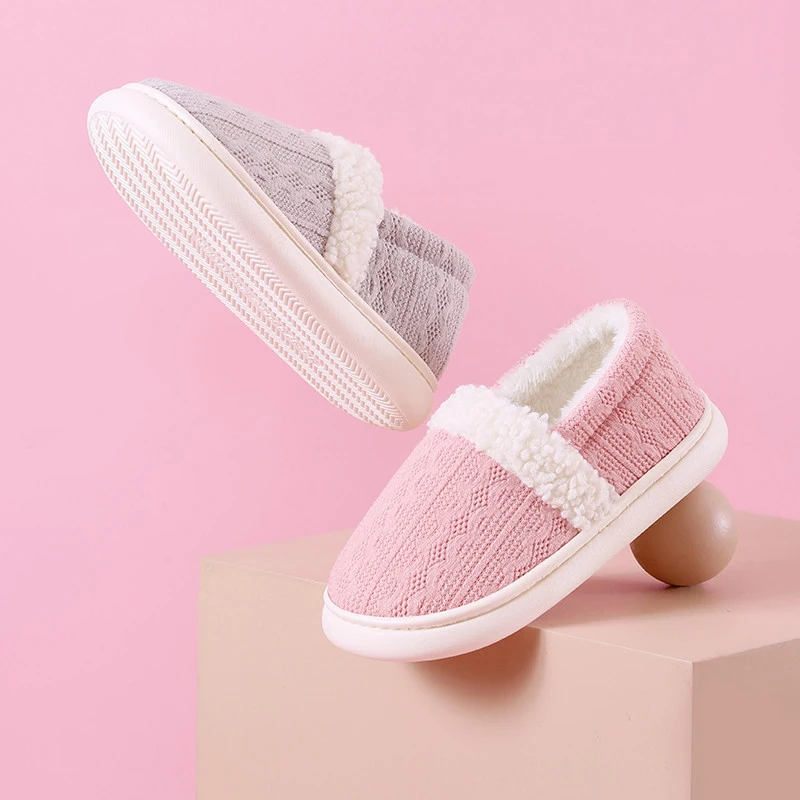 Winter Cotton Shoes For Women Men Soft Female Boots Home Indoor Slippers Winter Warm Cute Plus Plush Comfortable Slippers 
Winter Cotton Shoes For Women Men Soft Female Boots Home Indoor Slippers Winter Warm Cute Plus Plush Comfortable Slippers
