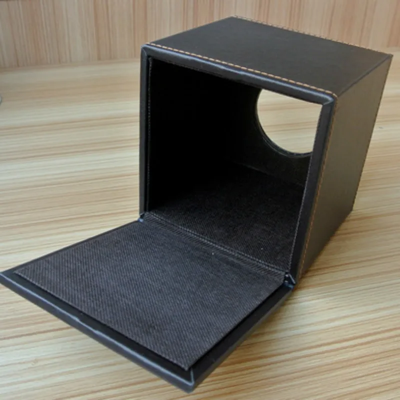 Creative Household Goods Square Leather Roll Paper Tube Tray European Napkin Toilet Paper Pump Box Hotel Living Room Supplies 
Creative Household Goods Square Leather Roll Paper Tube Tray European Napkin Toilet Paper Pump Box Hotel Living Room Supplies