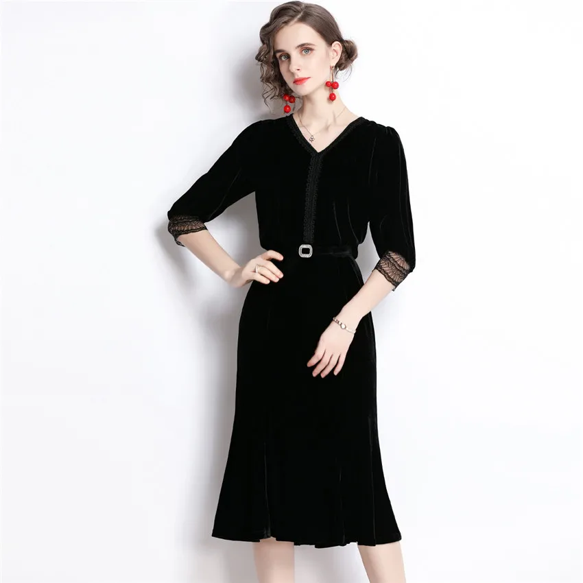 Autumn Winter Vintage Velvet Dress Women Lantern Sleeve Designer Party Dresses French Style Elegant Lace Mermaid Dress Robe
Autumn Winter Vintage Velvet Dress Women Lantern Sleeve Designer Party Dresses French Style Elegant Lace Mermaid Dress Robe