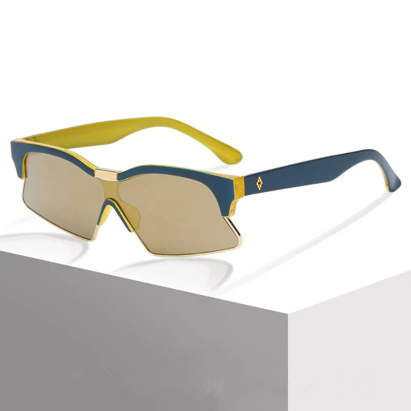 New brand European and American fashion conjoined design Sunglasses retro small frame irregular Sunglasses outdoor
New brand European and American fashion conjoined design Sunglasses retro small frame irregular Sunglasses outdoor