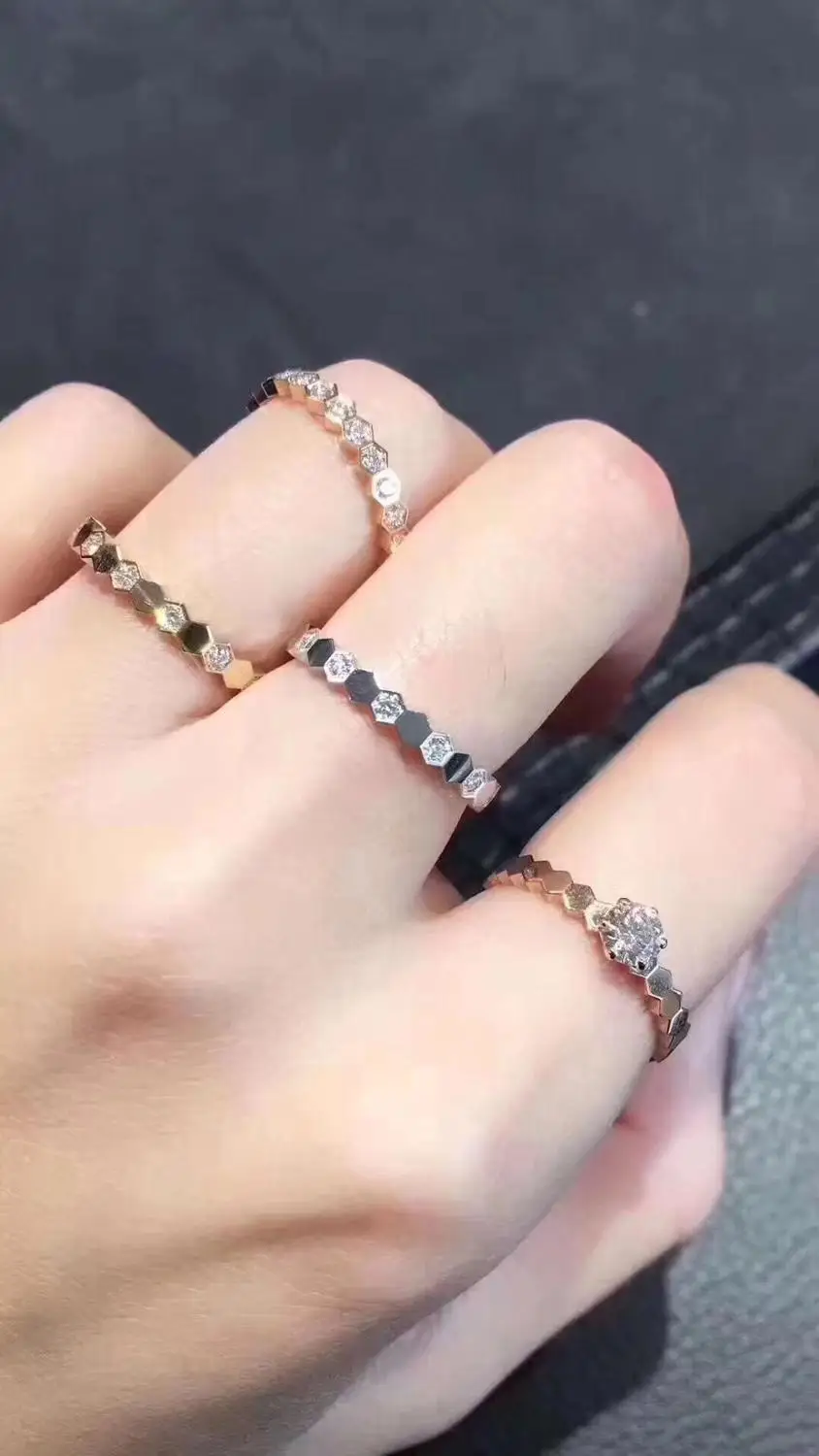 Luxury High Quality Real S925 Material Honeycomb Female Finger Rings Fashion Accessories Ring Fashion Jewelry Lovers Women Gifts
Luxury High Quality Real S925 Material Honeycomb Female Finger Rings Fashion Accessories Ring Fashion Jewelry Lovers Women Gifts