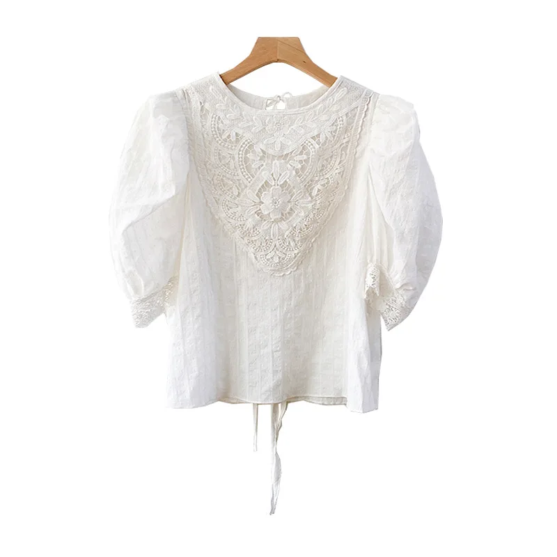 Spring/summer new blouse mid-sleeve temperament instagram style fake lace blouse
Spring/summer new blouse mid-sleeve temperament instagram style fake lace blouse