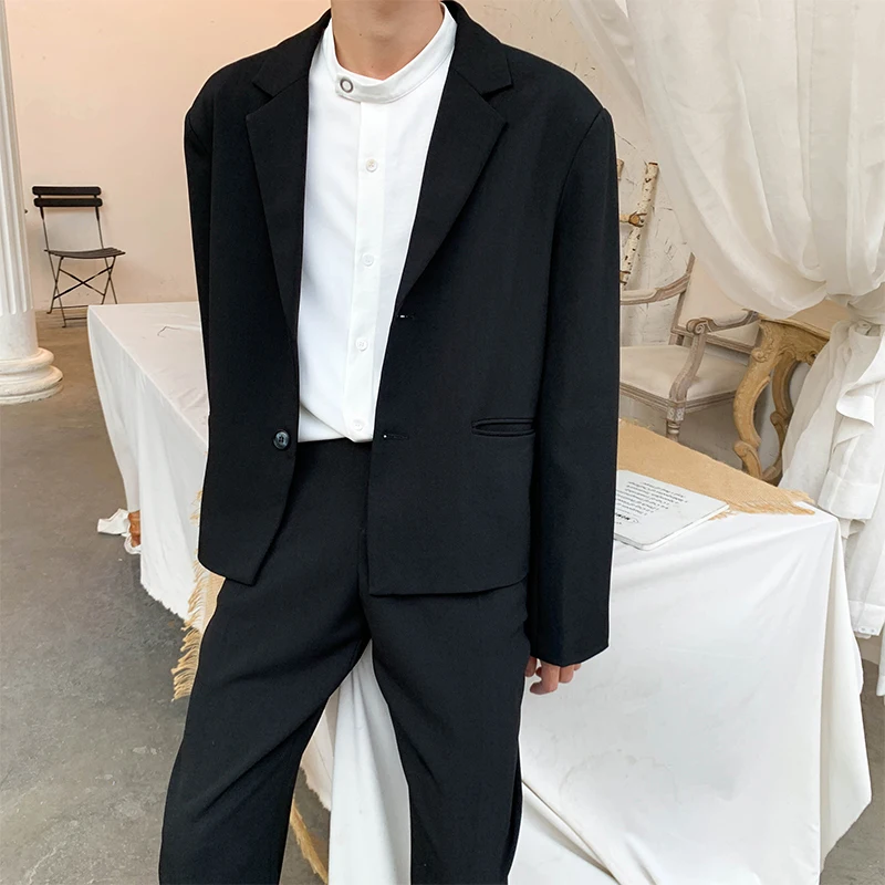 2019 Men's Fashion Loose Outerwear Pure Color Two Single Western Clothes Suit Jacket Casual Black Business Blazers Size M-XL
2019 Men's Fashion Loose Outerwear Pure Color Two Single Western Clothes Suit Jacket Casual Black Business Blazers Size M-XL