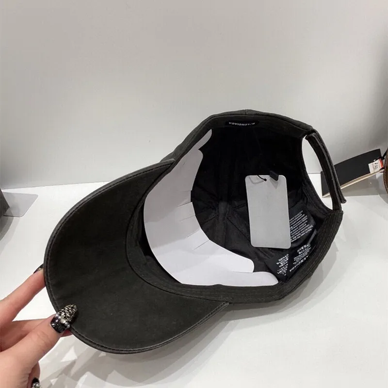 New washed denim baseball cap four seasons fashion trend European letter embroidered hat
New washed denim baseball cap four seasons fashion trend European letter embroidered hat