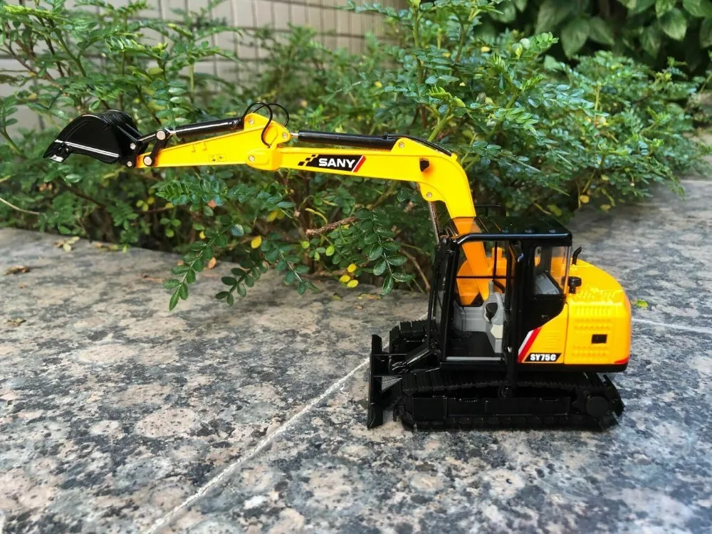 75C-9 1/35 Die-casting excavator car engineering vehicle, used to collect toys, boy gifts, birthday gifts
75C-9 1/35 Die-casting excavator car engineering vehicle, used to collect toys, boy gifts, birthday gifts