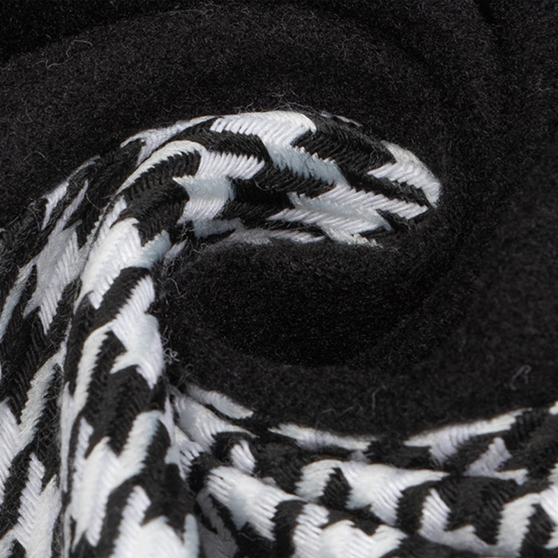 Fashion Patchwork Plaid Blazer Women 2020 New Autumn Winter Double Breasted Short Tweed Blazer Coat Female Casual Suit 
Fashion Patchwork Plaid Blazer Women 2020 New Autumn Winter Double Breasted Short Tweed Blazer Coat Female Casual Suit