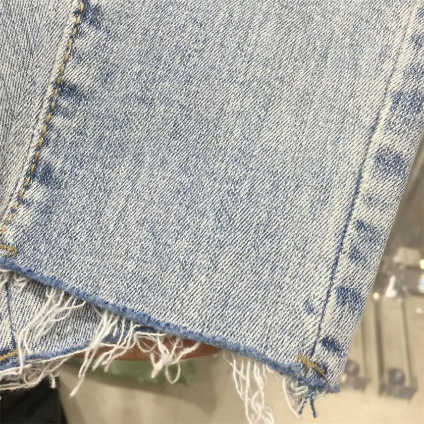 Hole raw edge jeans women's high waist 2020 autumn new embroidery tight elastic ankle-length pants trend
Hole raw edge jeans women's high waist 2020 autumn new embroidery tight elastic ankle-length pants trend
