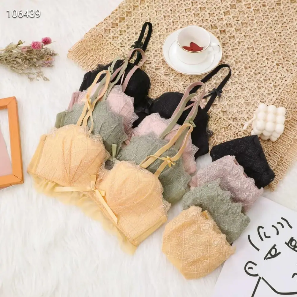 Hantan's new sexy lace bra set girl student underwear set push up no steel ring bra flower cup bra and panty set
Hantan's new sexy lace bra set girl student underwear set push up no steel ring bra flower cup bra and panty set