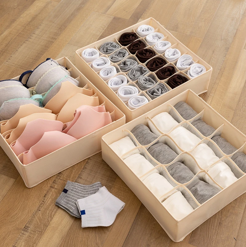 1Pcs 6/7/24 Grid Storage Boxes Foldable Bra Underwear Organizer Closet Drawer Divider Ties Socks Shorts Lidded Closet Organizer
1Pcs 6/7/24 Grid Storage Boxes Foldable Bra Underwear Organizer Closet Drawer Divider Ties Socks Shorts Lidded Closet Organizer