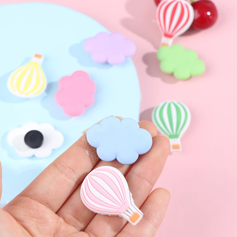 10pcs/lot Kids Cartoon Cloud Hot Air Balloon Cute PVC Shoe Charms Shoe Accessories Decoration Buckles Random
10pcs/lot Kids Cartoon Cloud Hot Air Balloon Cute PVC Shoe Charms Shoe Accessories Decoration Buckles Random
